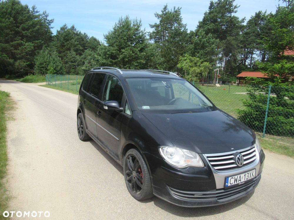 Volkswagen Touran - 6