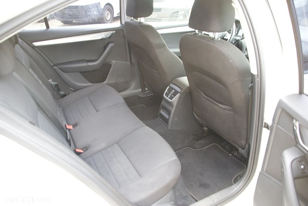 Skoda Octavia 1.4 TSI Style - 12