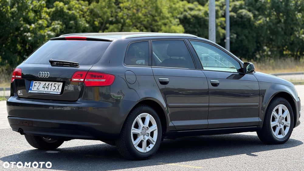 Audi A3 Sportback 2.0 TDI Attraction S tronic - 6