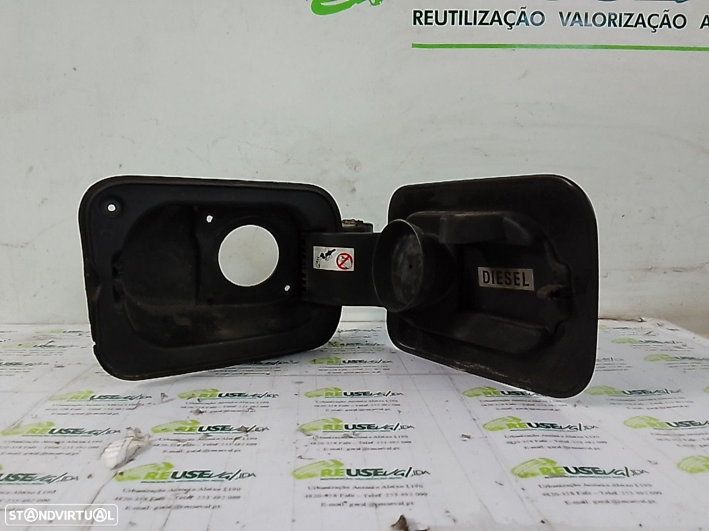 Tampa Enchimento Depósito Combustivel Renault Megane Ii Três Volumes ( - 2