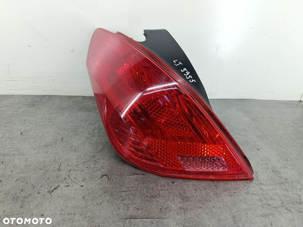 LAMPA TYLNA LEWA PEUGEOT 308 I 9680425980 HATCHBACK 3D - 1