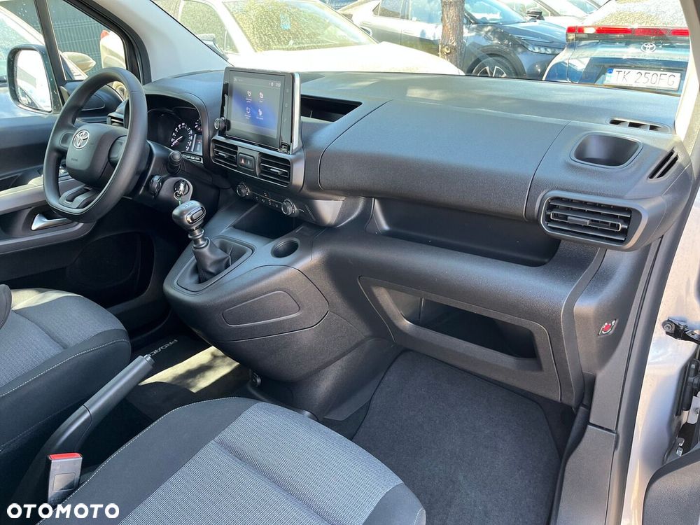 Toyota Proace City Verso 1.5 D-4D Business - 6