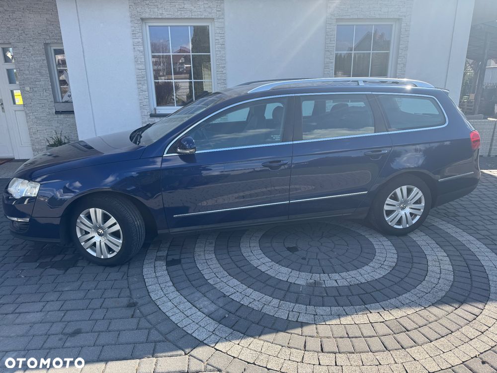 Volkswagen Passat 1.6 FSI Comfortline - 10