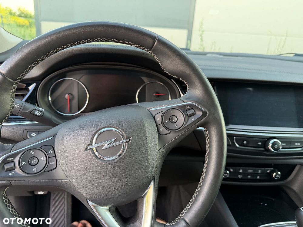 Opel Insignia 2.0 BiTrb D 4x4 Automatik Exclusive - 34