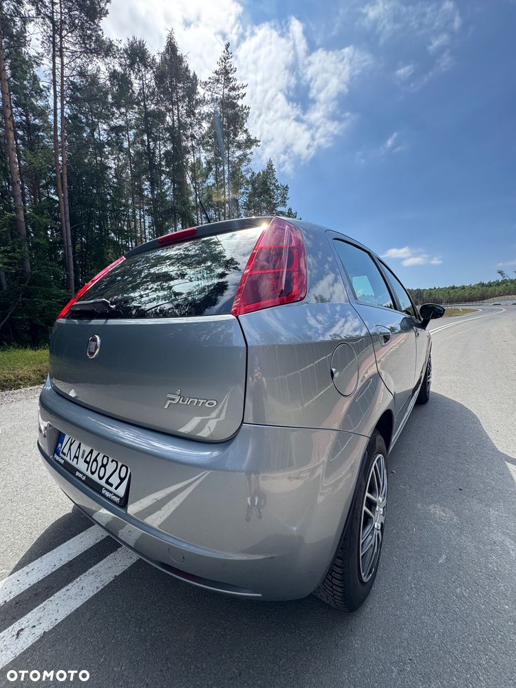 Fiat Grande Punto - 23