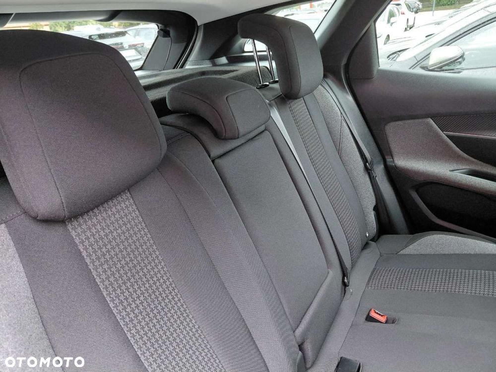 Peugeot 3008 - 17