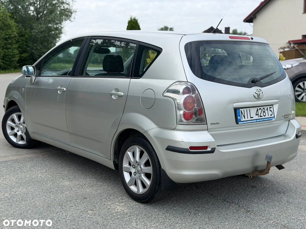 Toyota Corolla Verso 1.8 Sol + 7os MM - 9