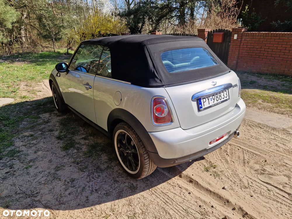 MINI Cooper D Cabrio - 9
