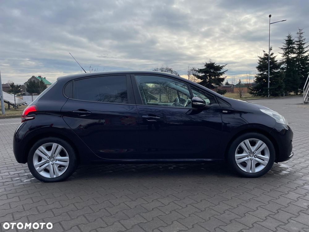 Peugeot 208 82 PureTech Style - 8