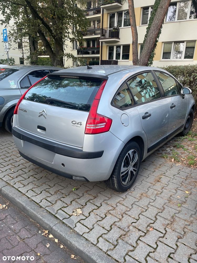 Citroën C4 1.6 16V Impress - 1