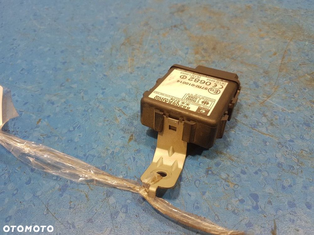 SUBARU FORESTER II MODUŁ IMMOBILIZERA 88205SA000 - 6