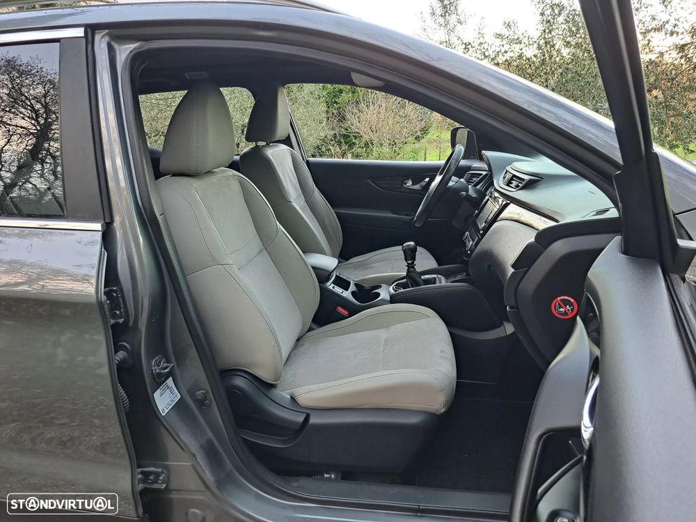 Nissan Qashqai 1.5 dCi Tekna - 17