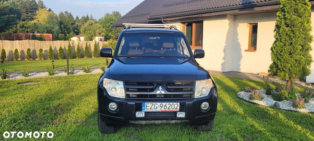 Mitsubishi Pajero - 15