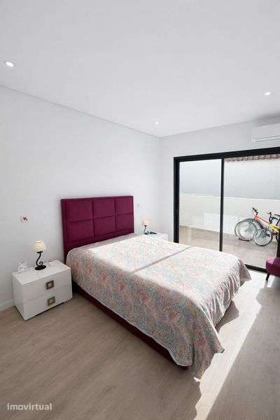 Apartamento T3 Moderno,Pronto a Habitar – Excelente Localização Tavira - Grande imagem: 5/12
