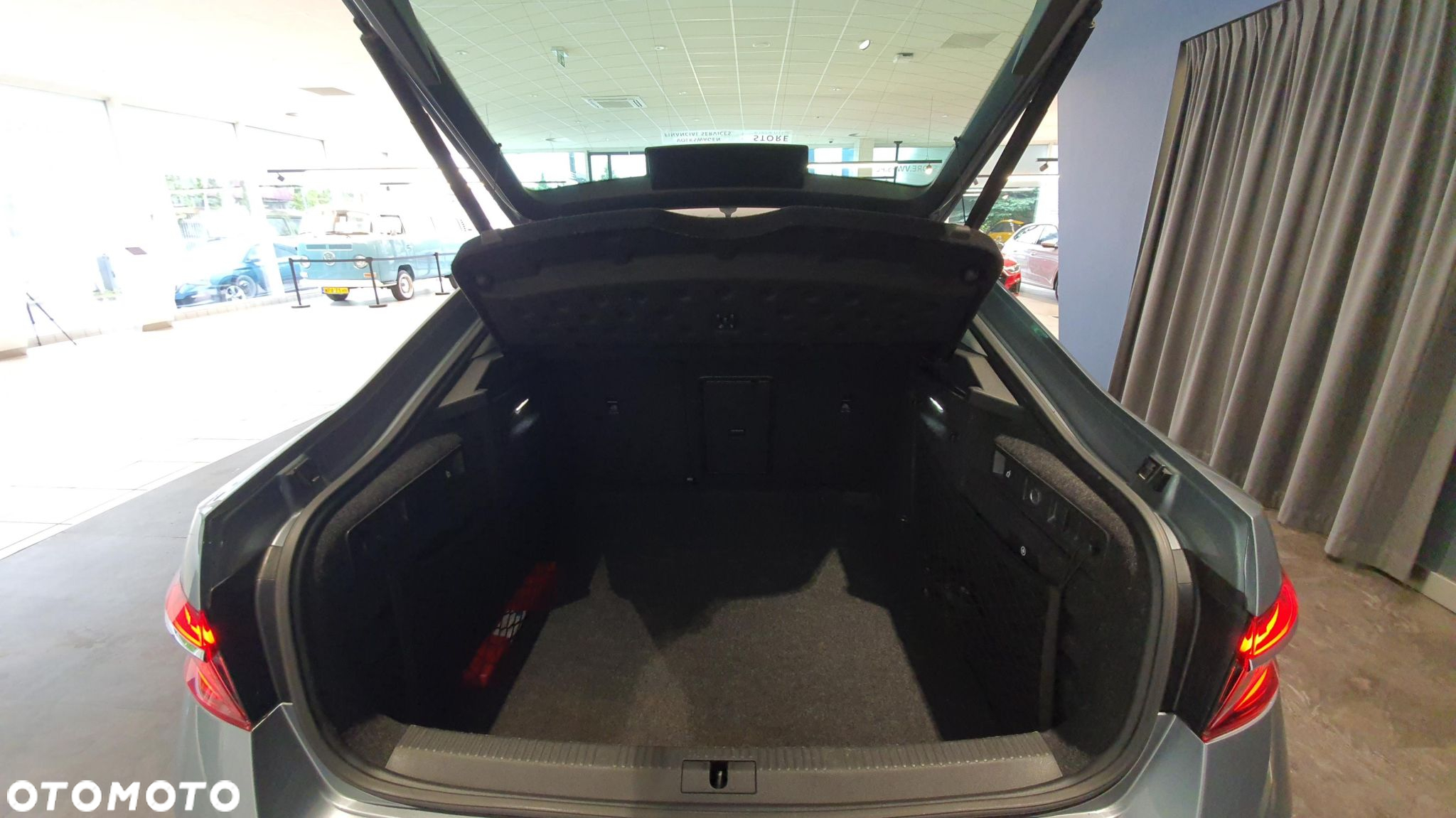 Skoda Superb 2.0 TSI L&K DSG - 17
