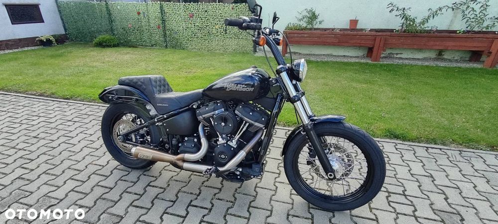 Harley-Davidson Softail Street Bob