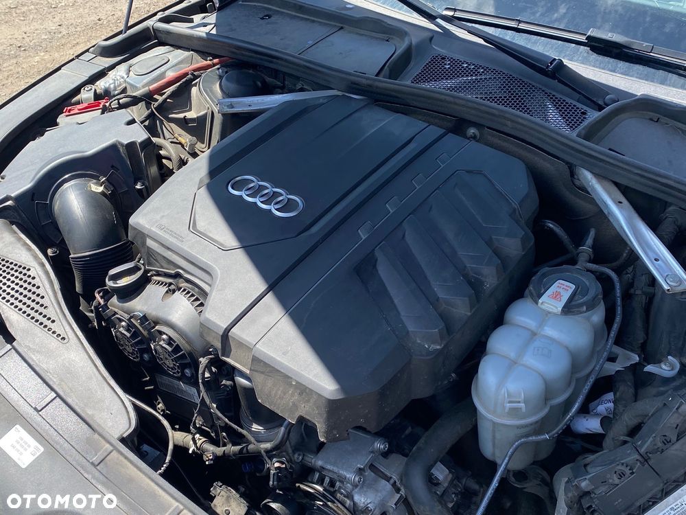 Audi A4 Limousine 35 TFSI mHEV S Line S tronic - 7