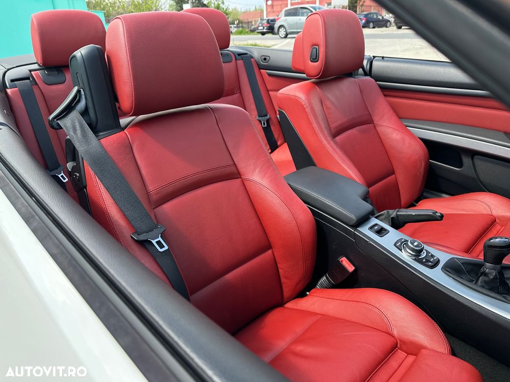 BMW Seria 3 320d DPF M Sport Edition - 22