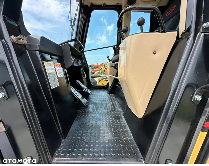 Caterpillar 973C - 26
