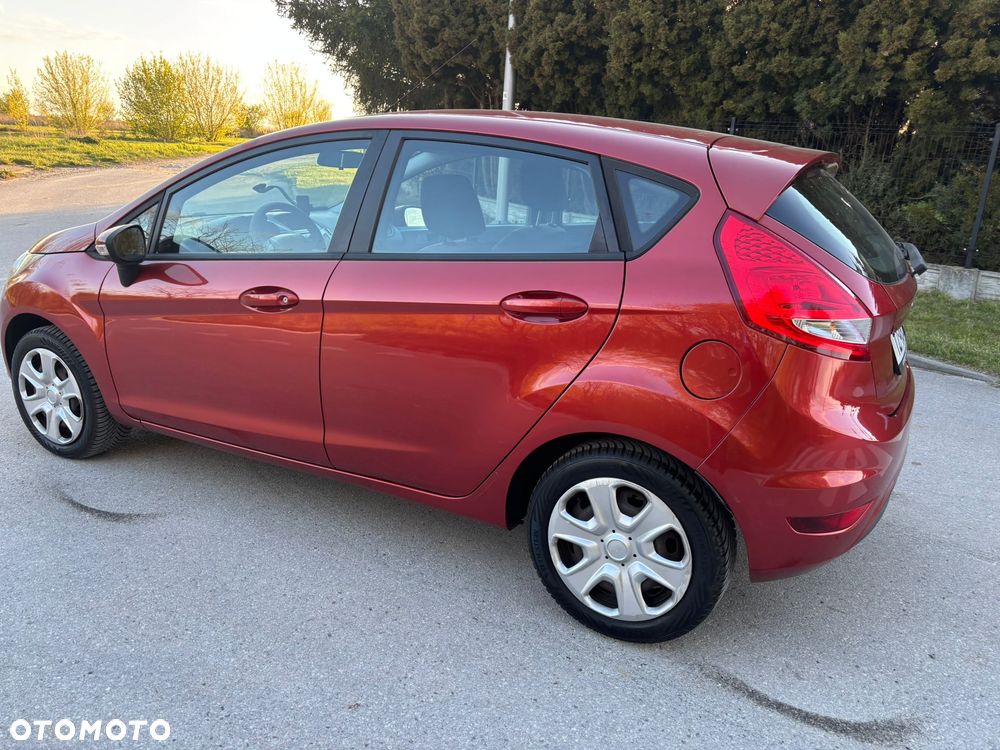 Ford Fiesta 1.25 Champions Edition - 13