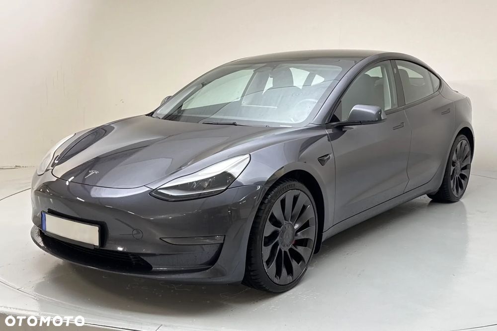 Tesla Model 3 Langstreckenbatterie Allradantrieb Dual Motor Performance - 1