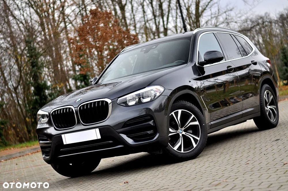 BMW X3 sDrive18d Business Edition - 9