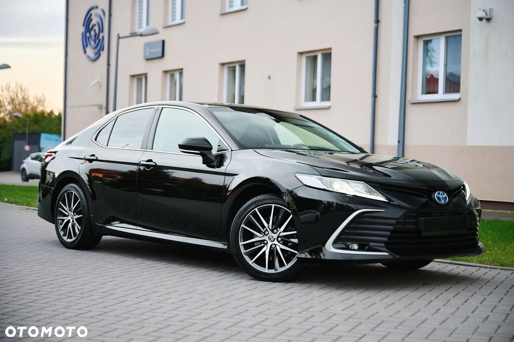 Toyota Camry 2.5 Hybrid Executive CVT - 3