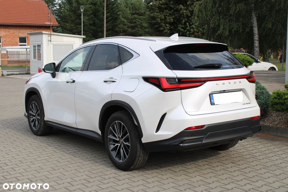 Lexus NX 350h Prestige 2WD - 9