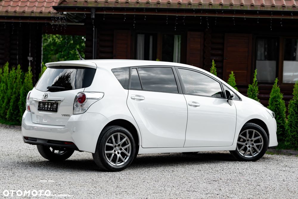 Toyota Verso 1.8 Sol 7os MS - 14