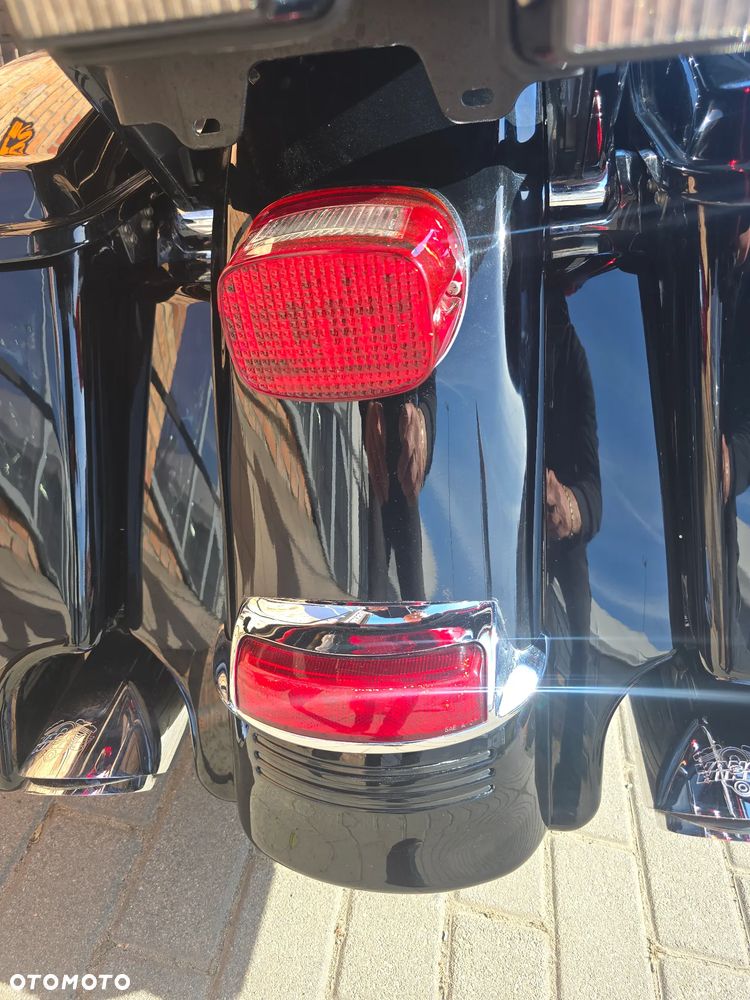 Harley-Davidson Touring Ultra Limited - 18