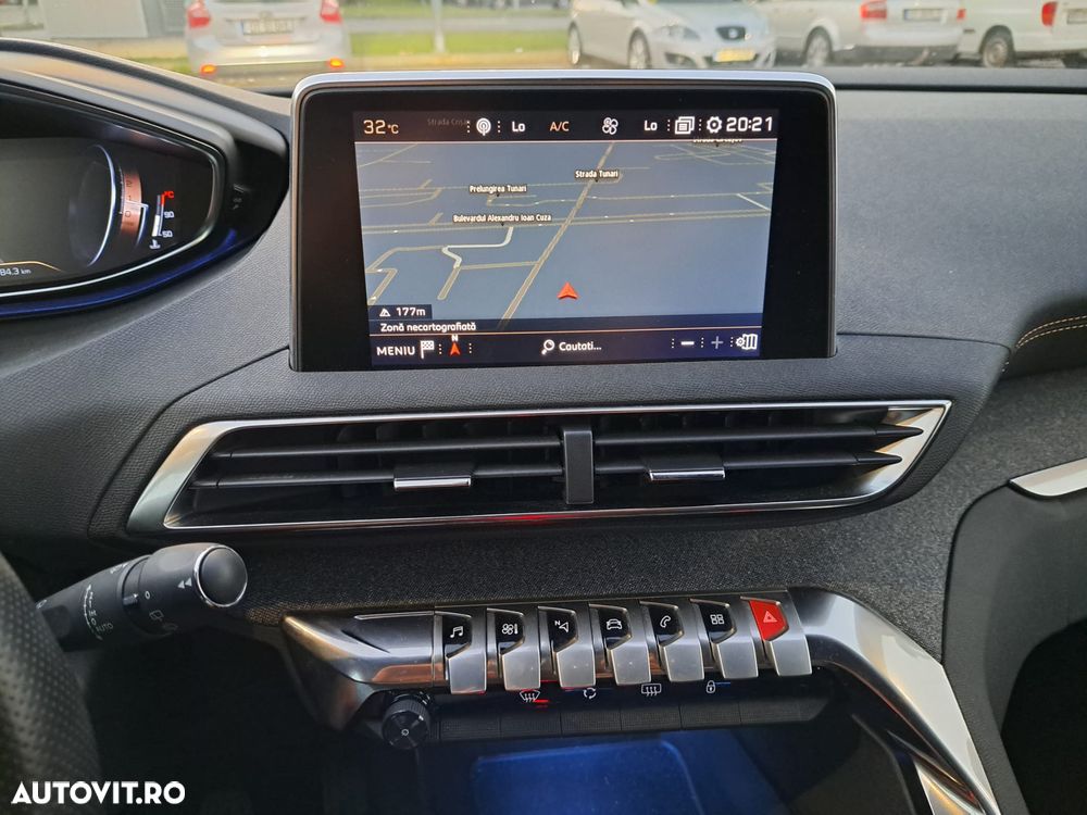 Peugeot 3008 1.2 PureTech Turbo S&S GT-Line - 18