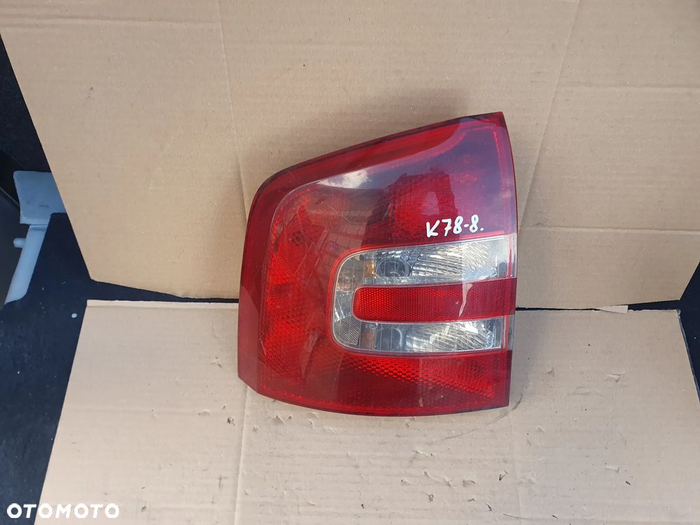 * LAMPA TYLNA LEWA TYŁ LEWO SKODA OCTAVIA 2 - 4