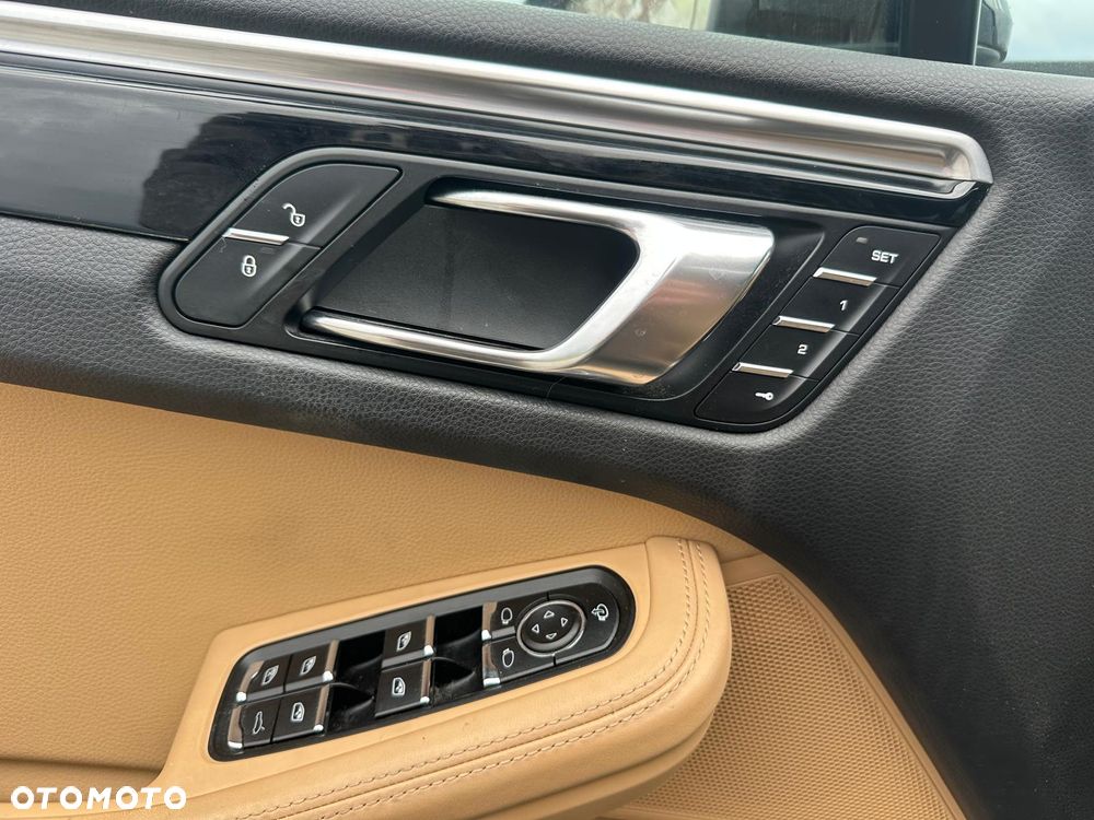 Porsche Macan S PDK - 17