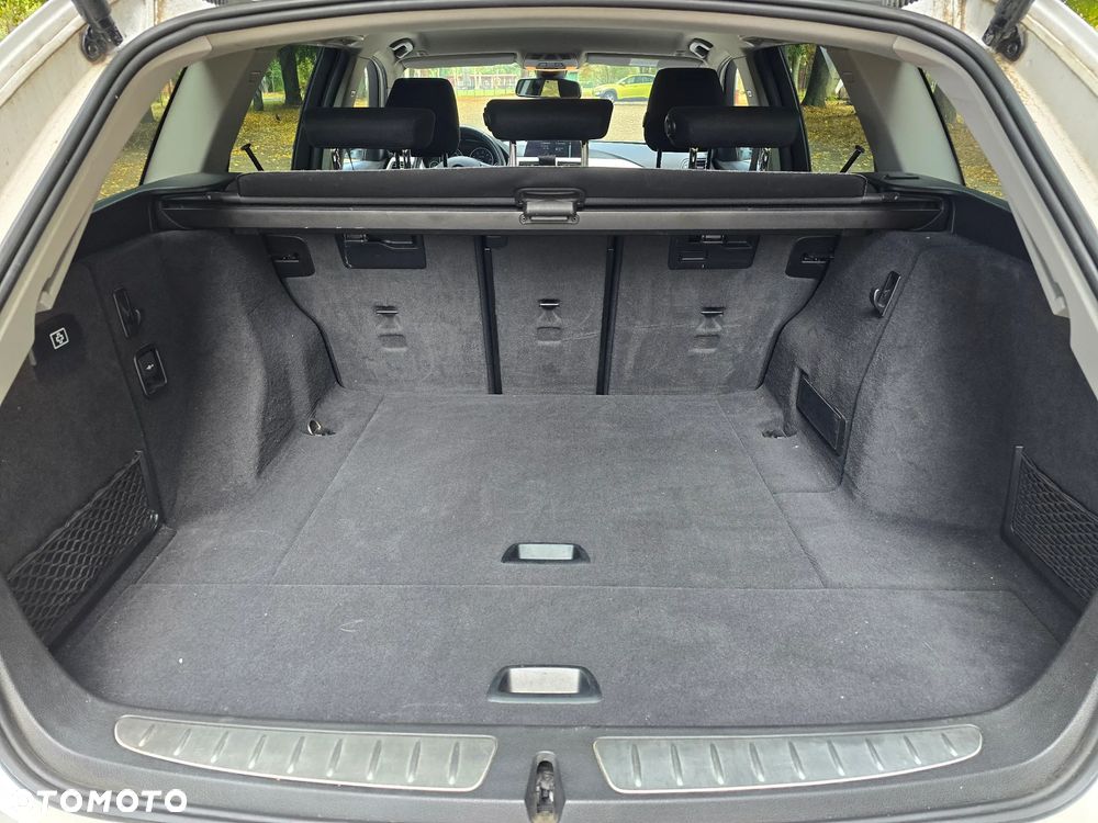 BMW Seria 3 320d xDrive Advantage - 21