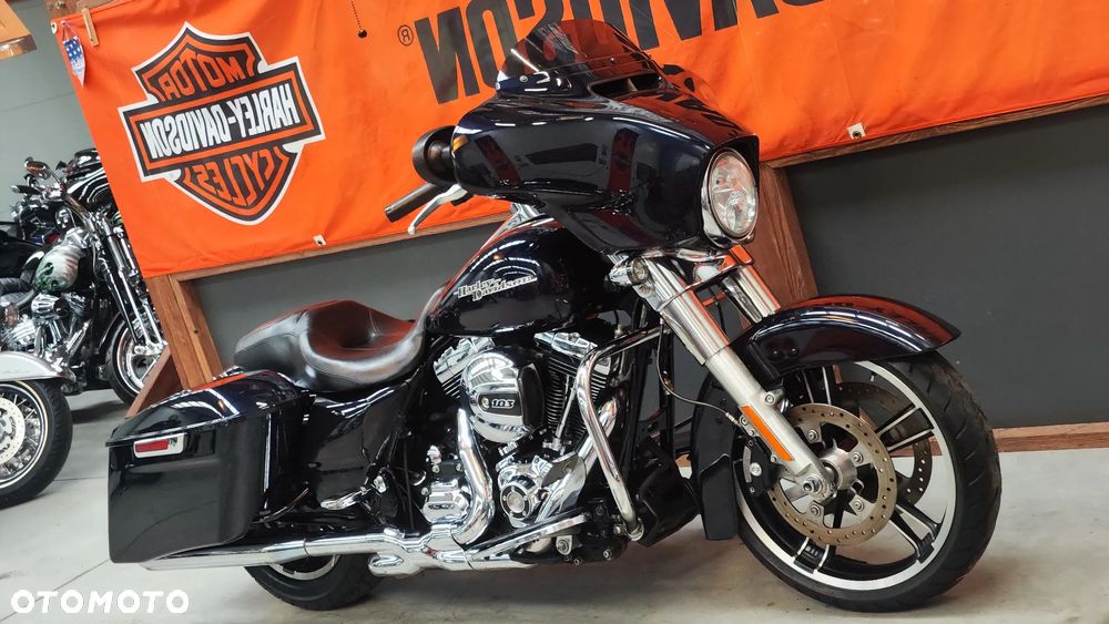Harley-Davidson Touring Street Glide - 8