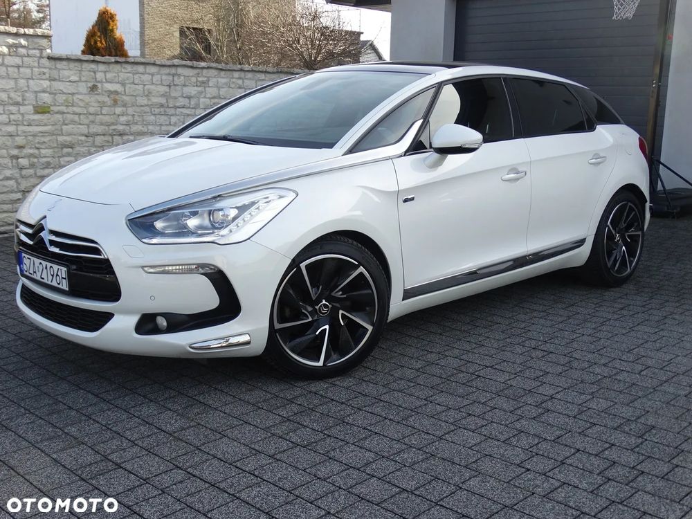 Citroën DS5 Hybrid4 EGS6 SportChic - 1