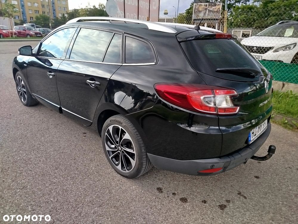 Renault Megane ENERGY TCe 130 EDC BOSE EDITION - 4