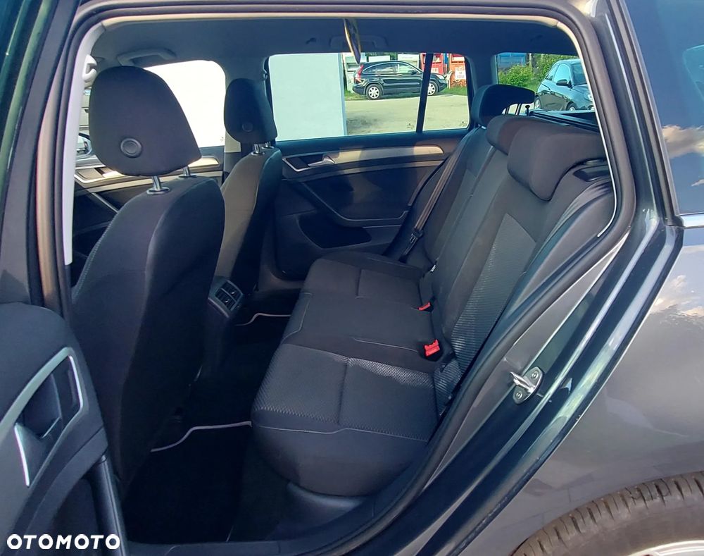 Volkswagen Golf 1.6 TDI BMT Highline - 34