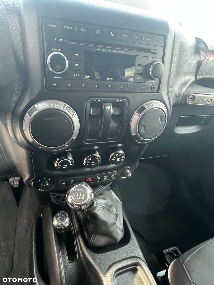 Jeep Wrangler 2.8 CRD DPF Sahara - 15