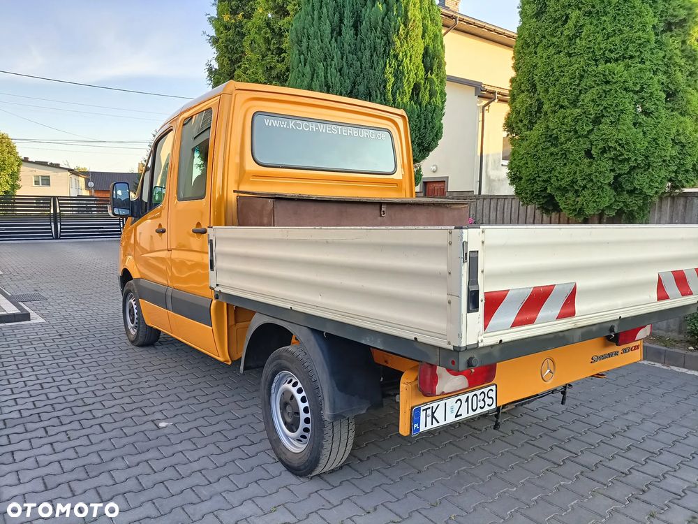 Mercedes-Benz 313 - 5