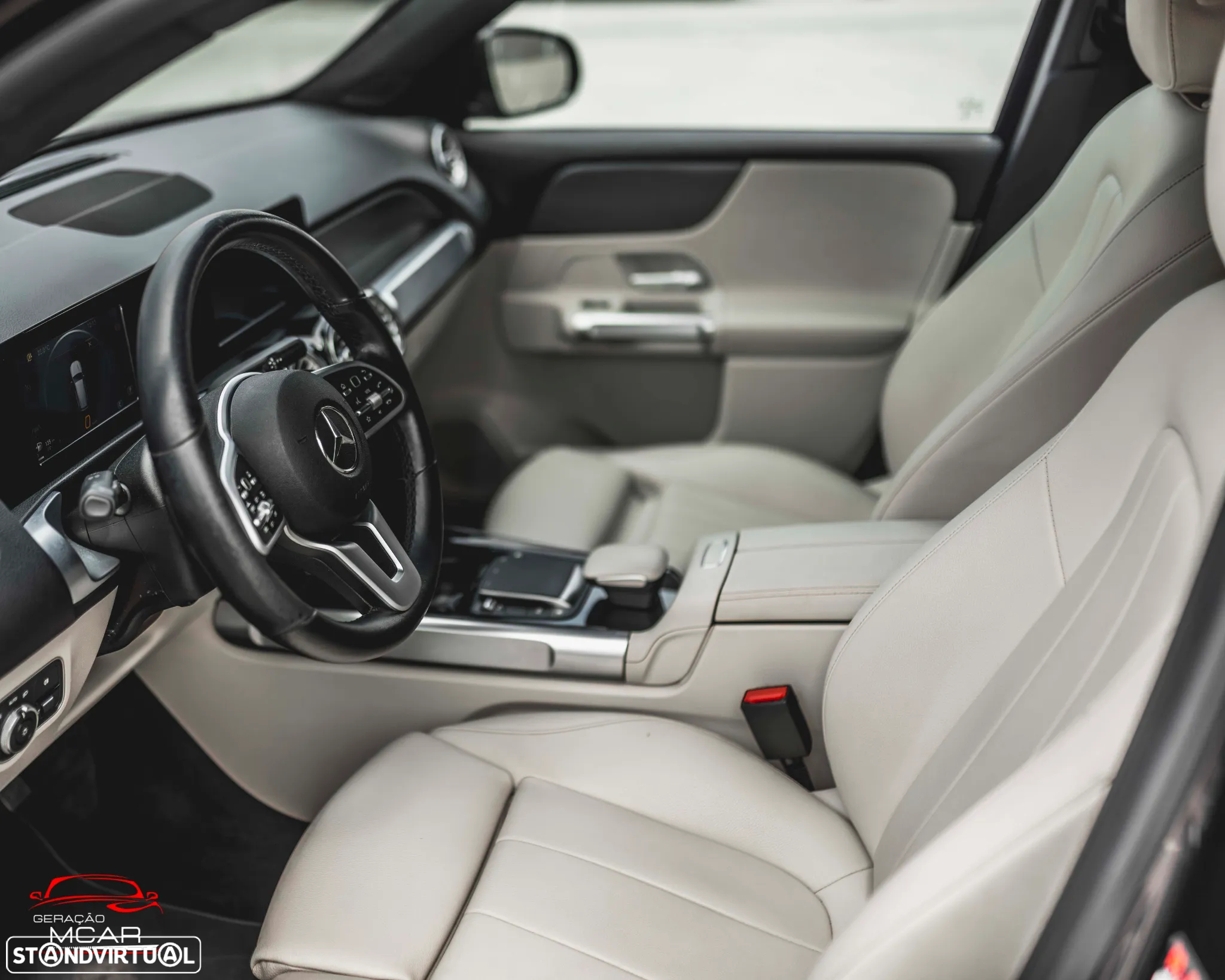 Mercedes-Benz GLB 180 - 9
