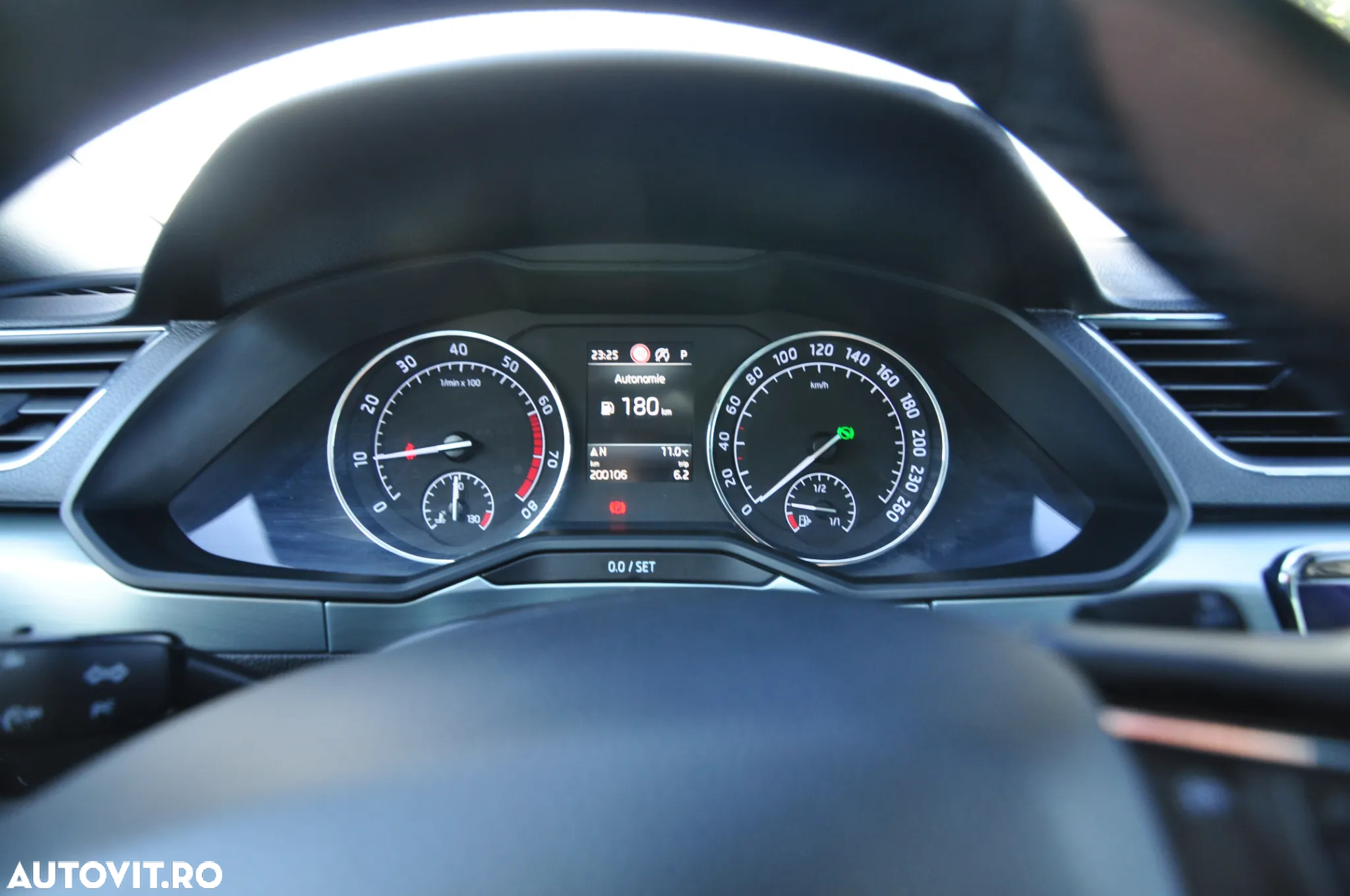 Skoda Superb 1.5 TSI ACT DSG Ambition - 13
