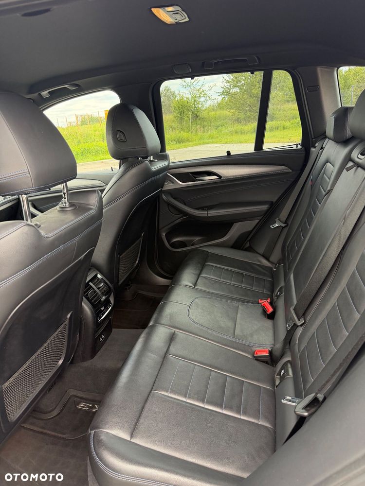 BMW X3 - 28