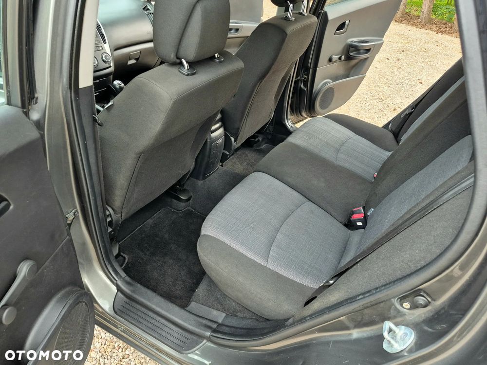 Kia Ceed 1.4 CVVT Dream-Team Edition - 18