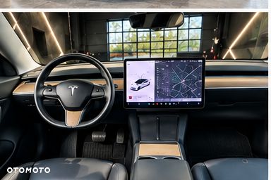 Tesla Model 3 Standard Range Plus - 8