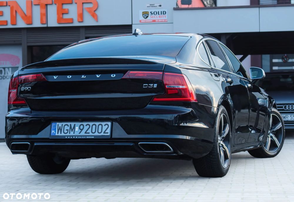 Volvo S90 D3 R-Design - 33