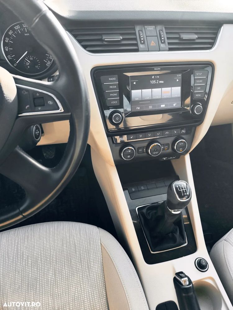 Skoda Octavia 2.0 TDI AMBITION - 6