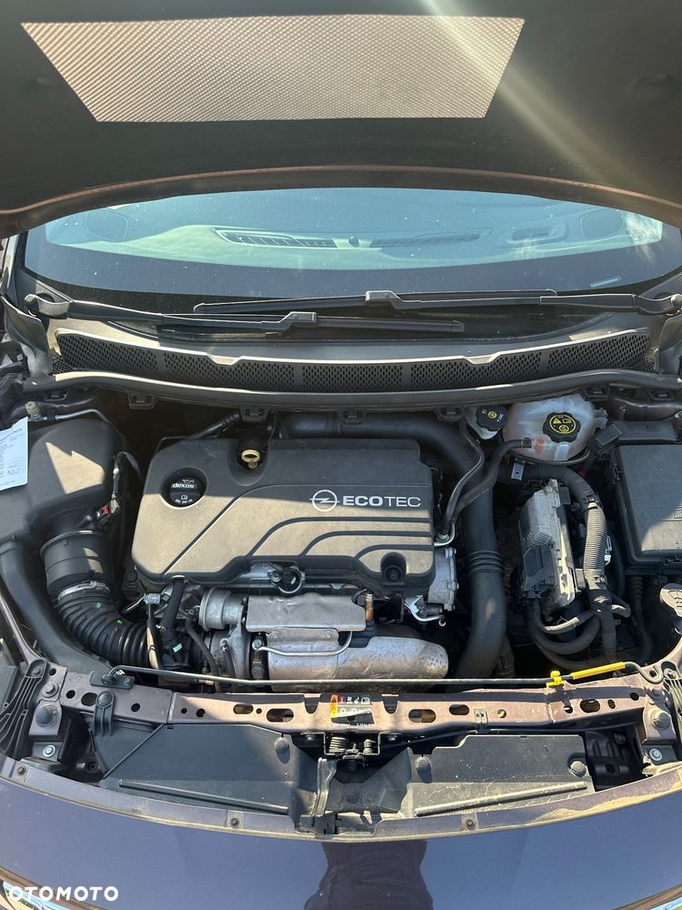 Opel Astra 1.4 Turbo Innovation - 14