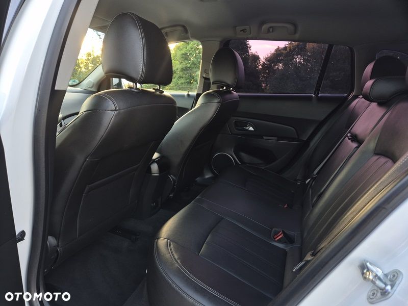 Chevrolet Cruze 1.4 T LTZ - 11