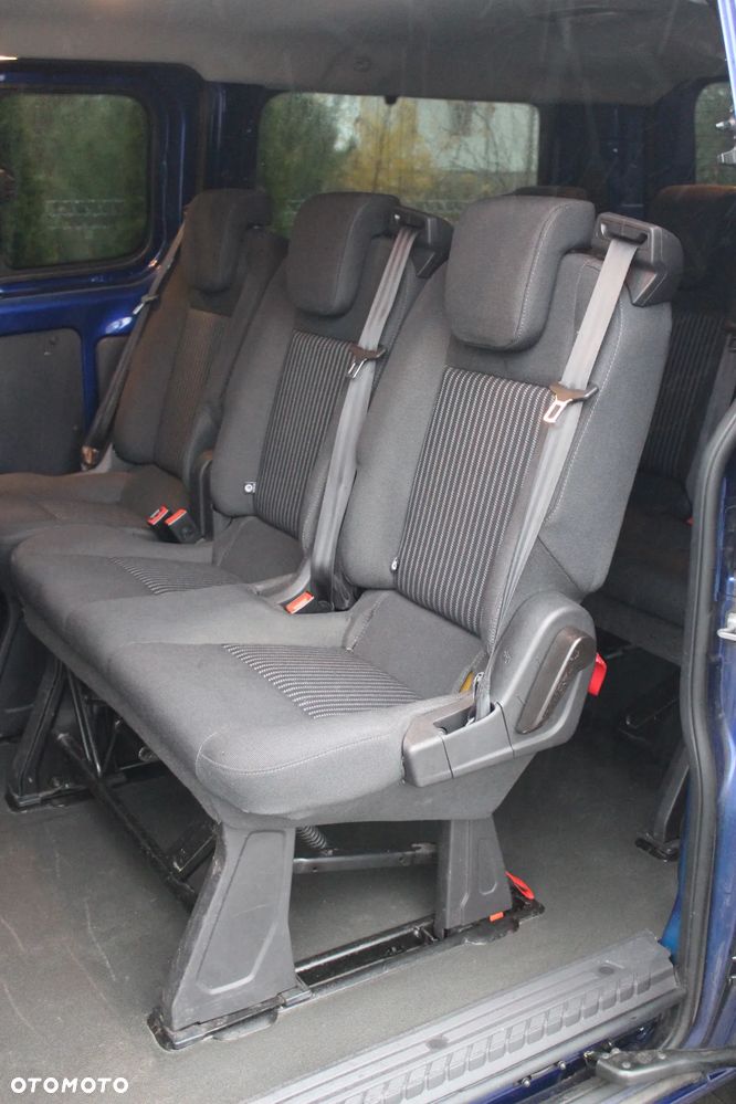 Ford Transit Custom - 13